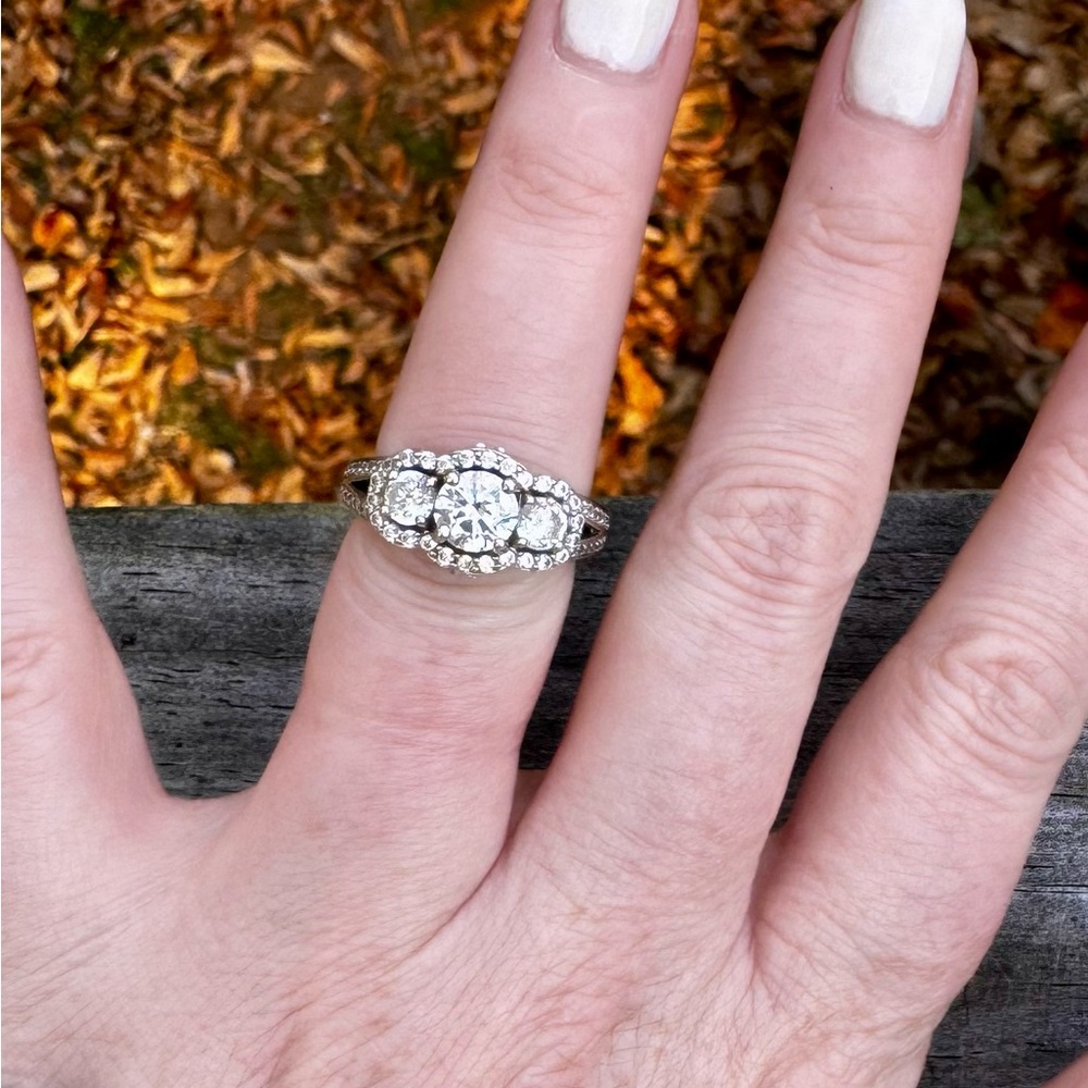 3 stone halo CZ ring, 925 silver size 6